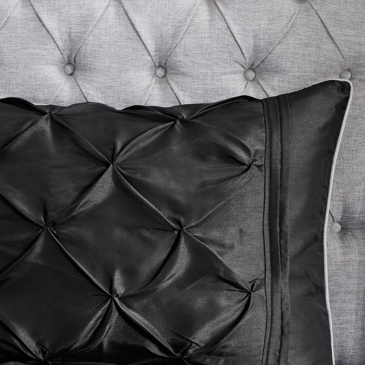 7 Piece Tufted Comforter Set Black Queen