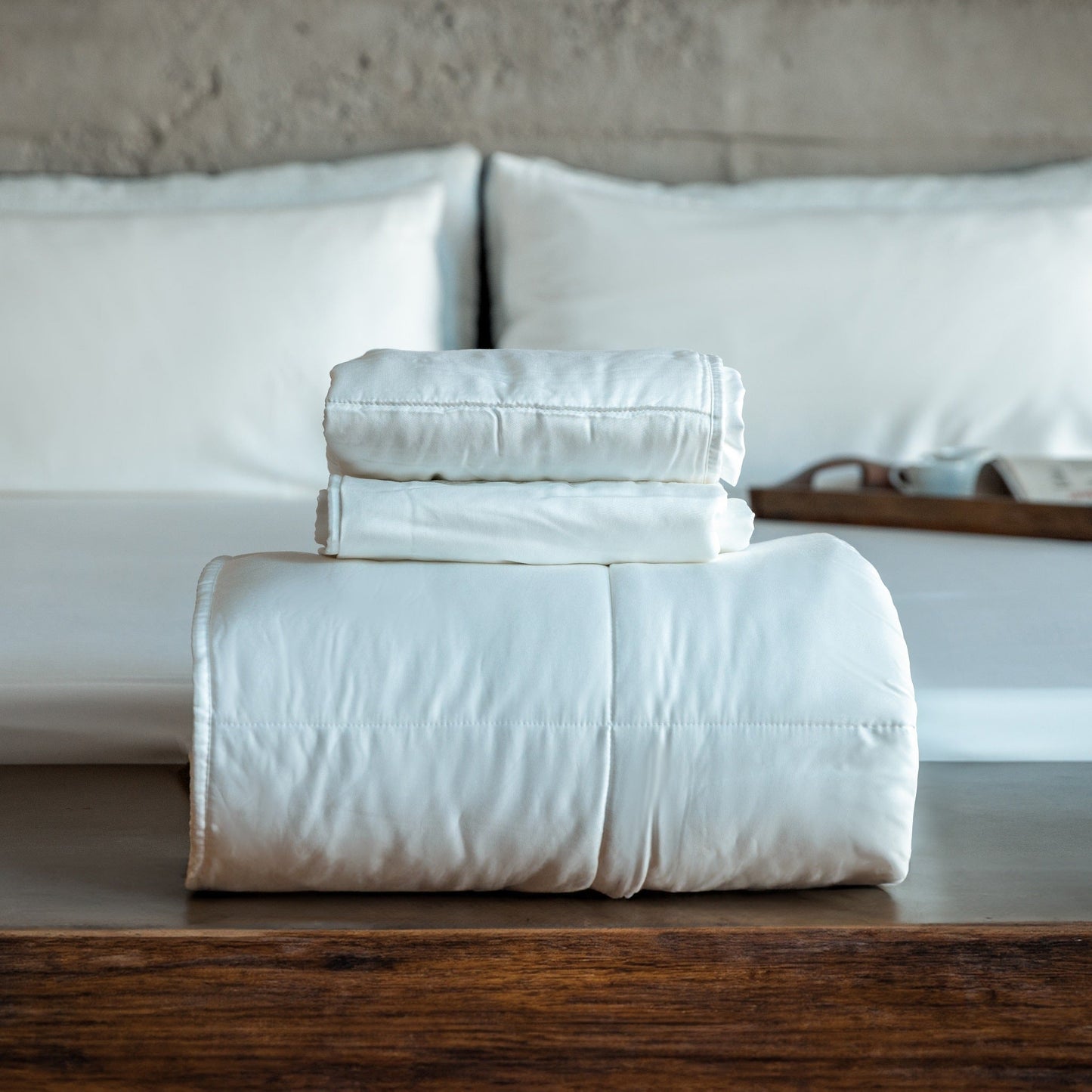 Cooling Comforter Set – Temperature-Regulating Eucalyptus Vegan Silk Comforter & Pillow Shams
